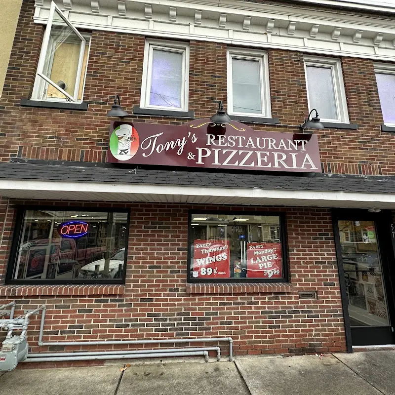 Tony's Restaurant & Pizzeria