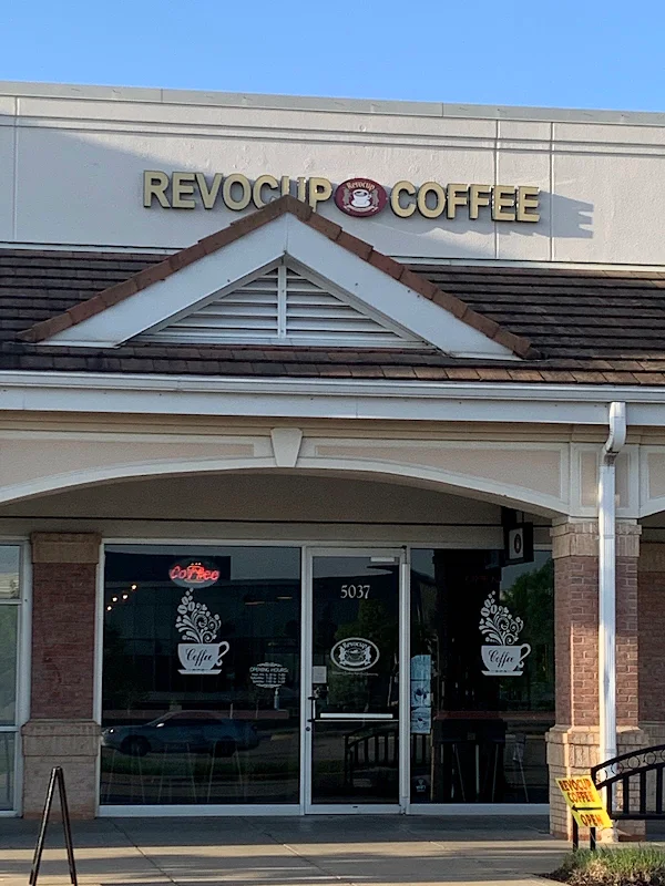 Revocup Coffee Leawood