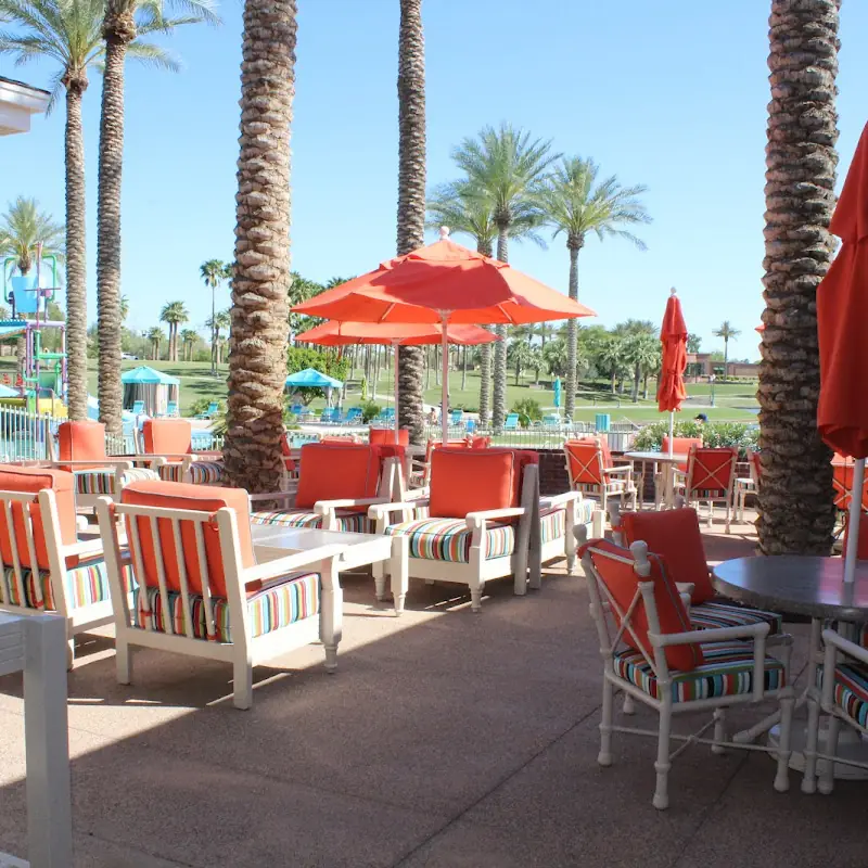 Lakeside Grill Estrella