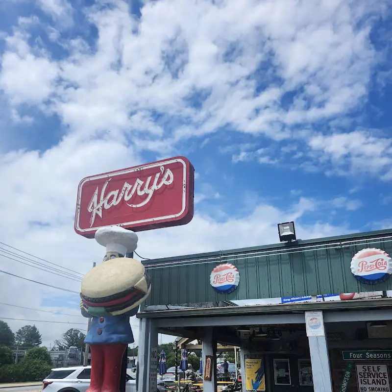 Piggy's Ice Cream-Harry's Grille