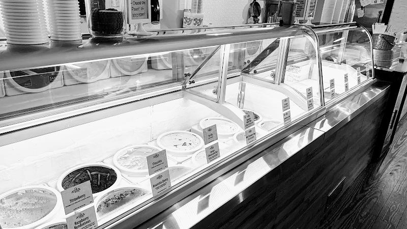 Mountains Ice Cream