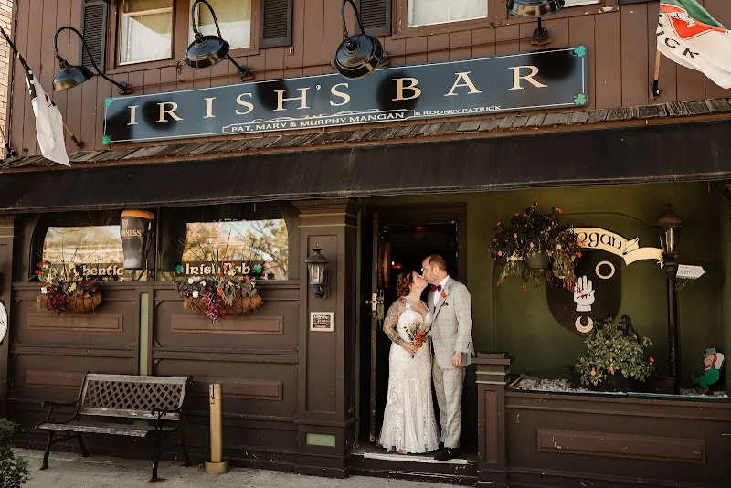 Irish's Bar
