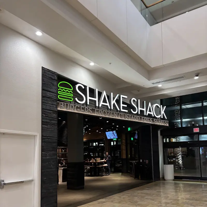 Shake Shack Fashion Square