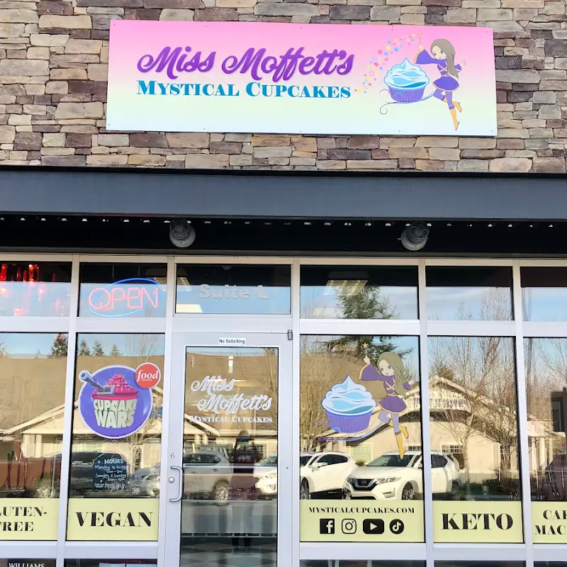 Miss Moffett’s Mystical Cupcakes