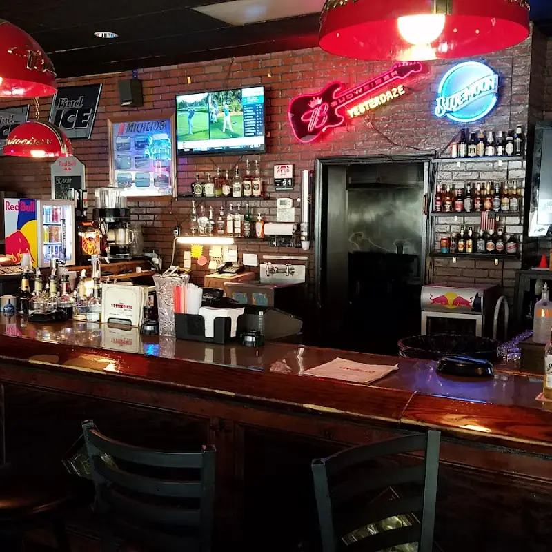 Yesterdaze Bar & Grill