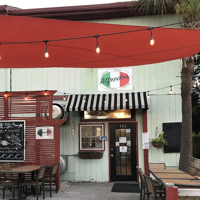 Alfredo's On Folly