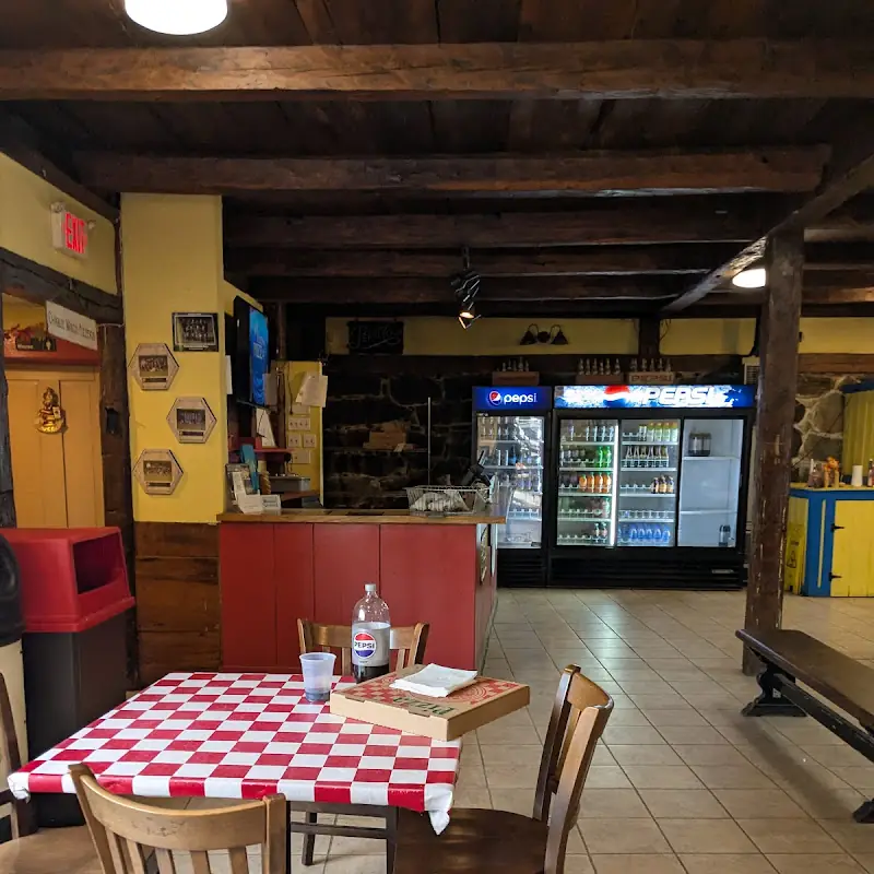 Charlie Mac's Pizzeria