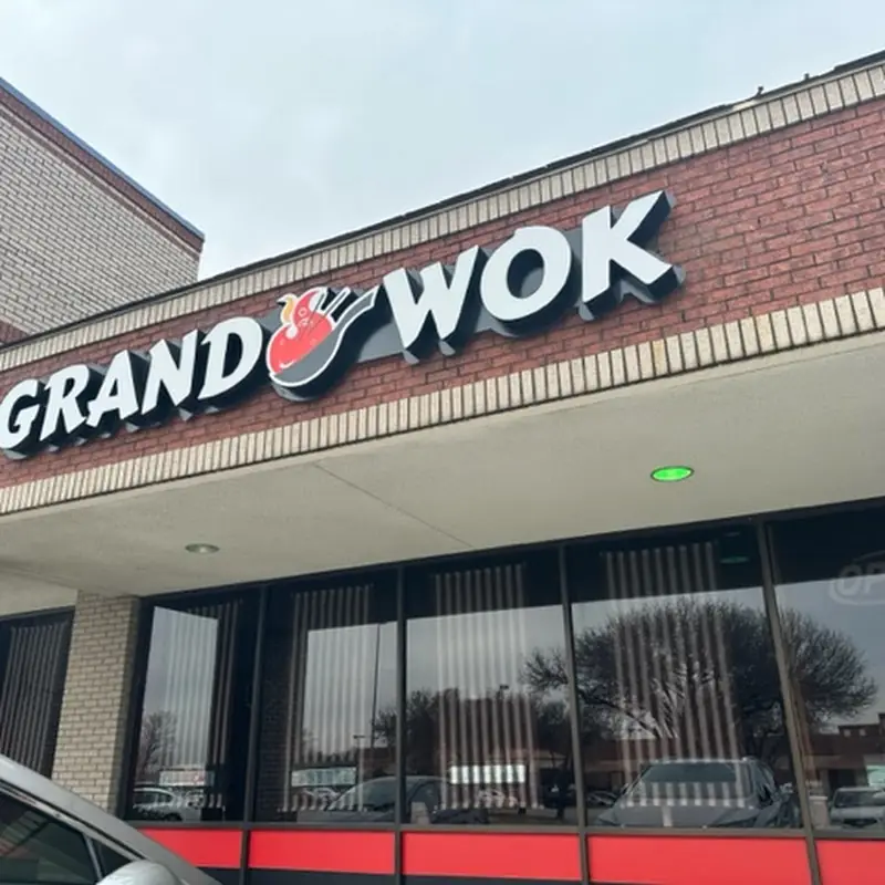 Grand Wok