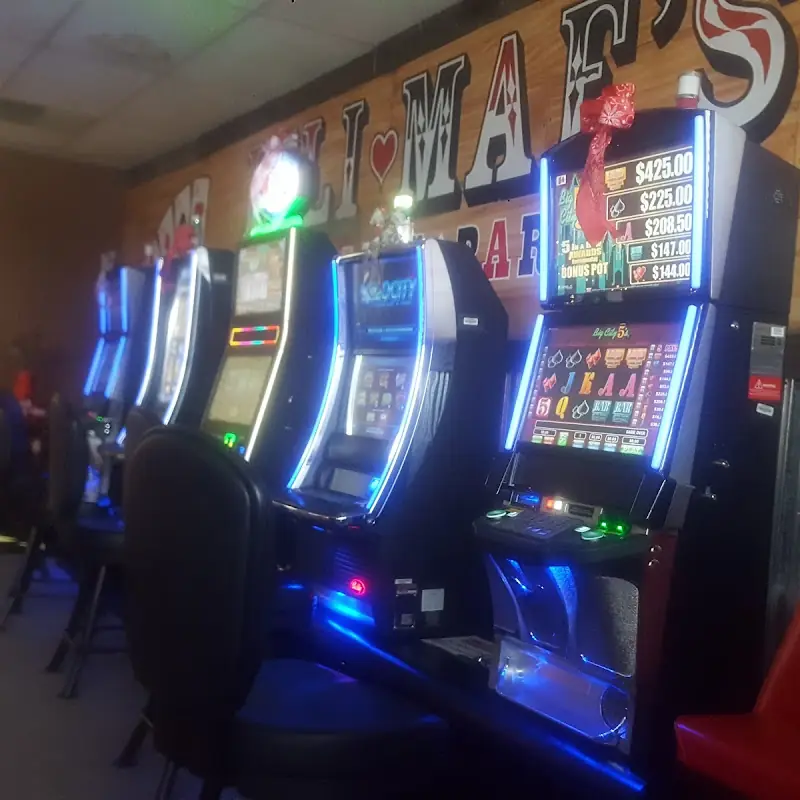 LILI MAE'S GAMING PARLOR