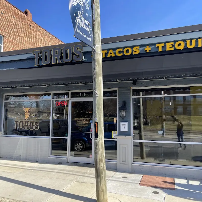 TOROS TACOS+TEQUILA