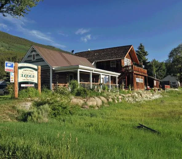 Roadhouse Lodge