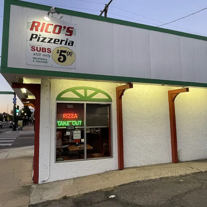 Rico's Pizzeria & Italian Kitchen