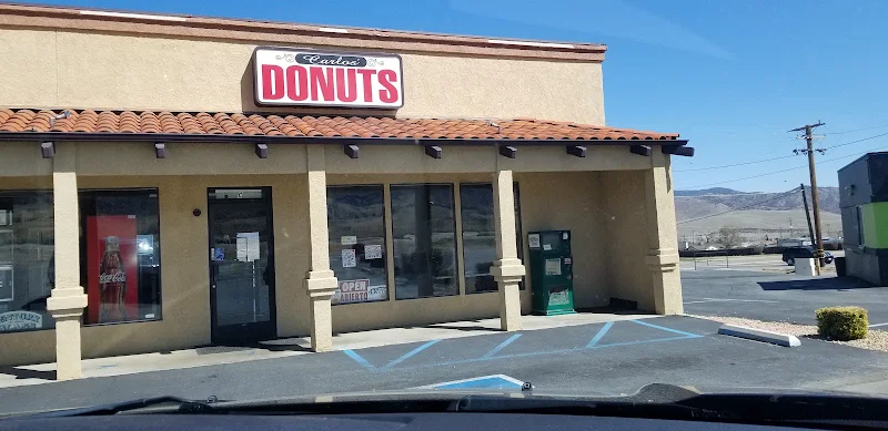Carlos' Donuts