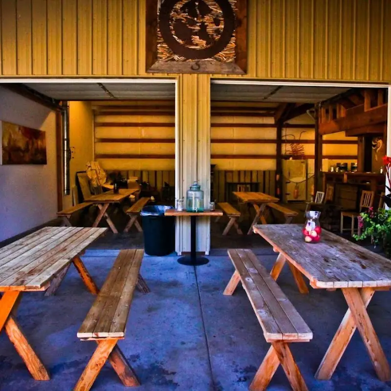 Island Hoppin Brewery