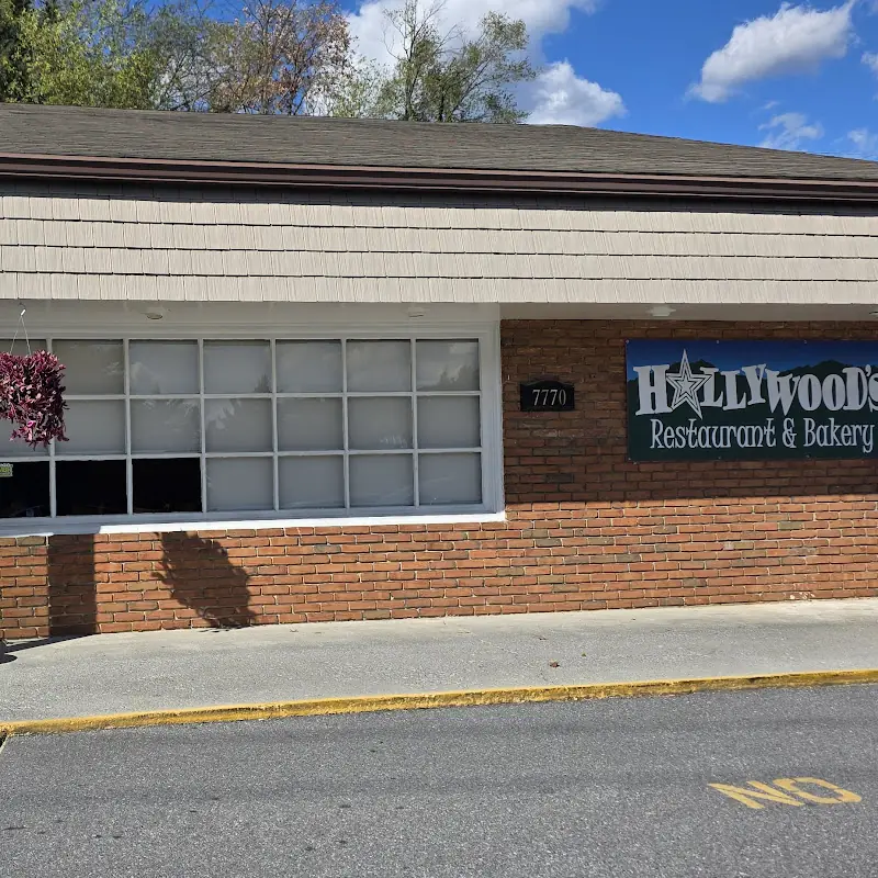 Hollywood's Restaurant & Bakery