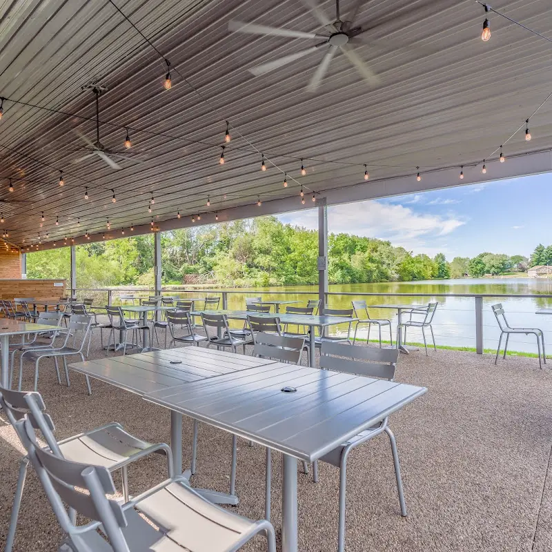 Lakeview Restaurant