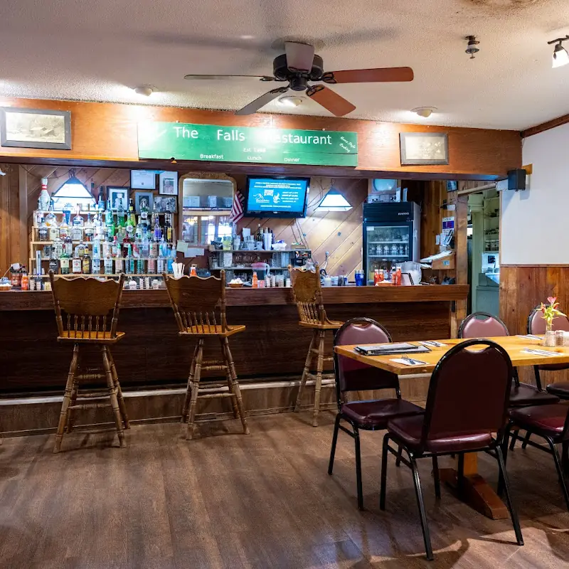 Falls Restaurant & Catering