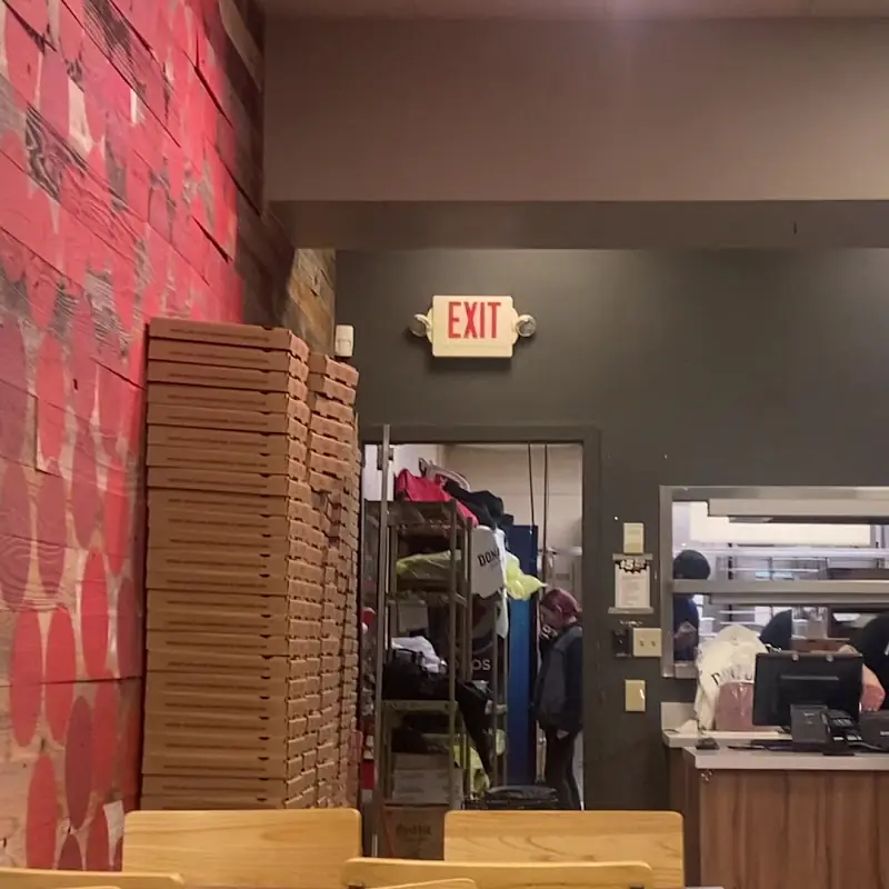 Donatos Pizza