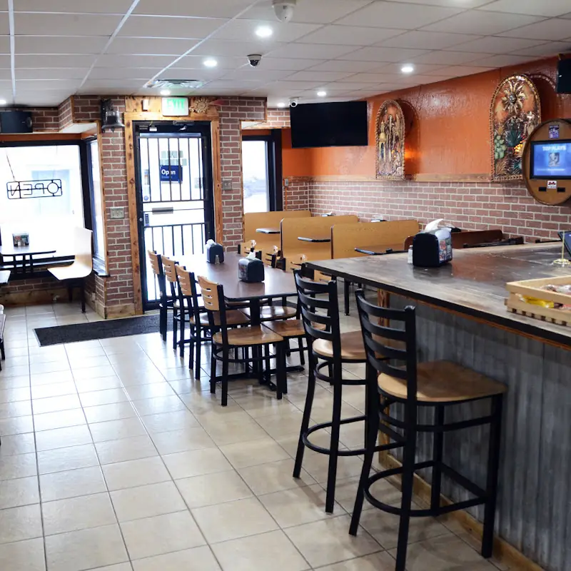 El Trebol Mexican Market & Restaurant
