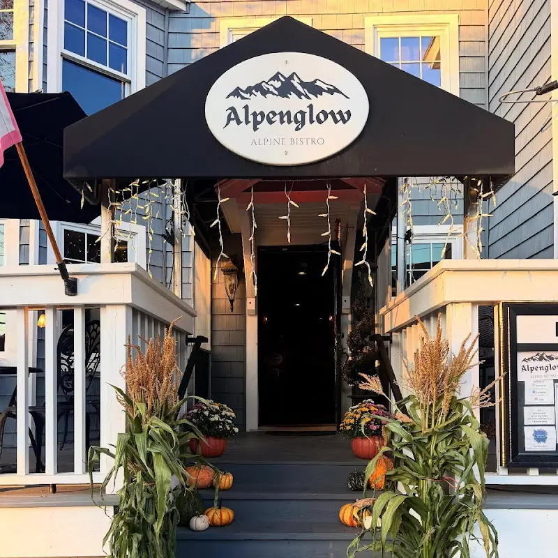 Alpenglow Bistro