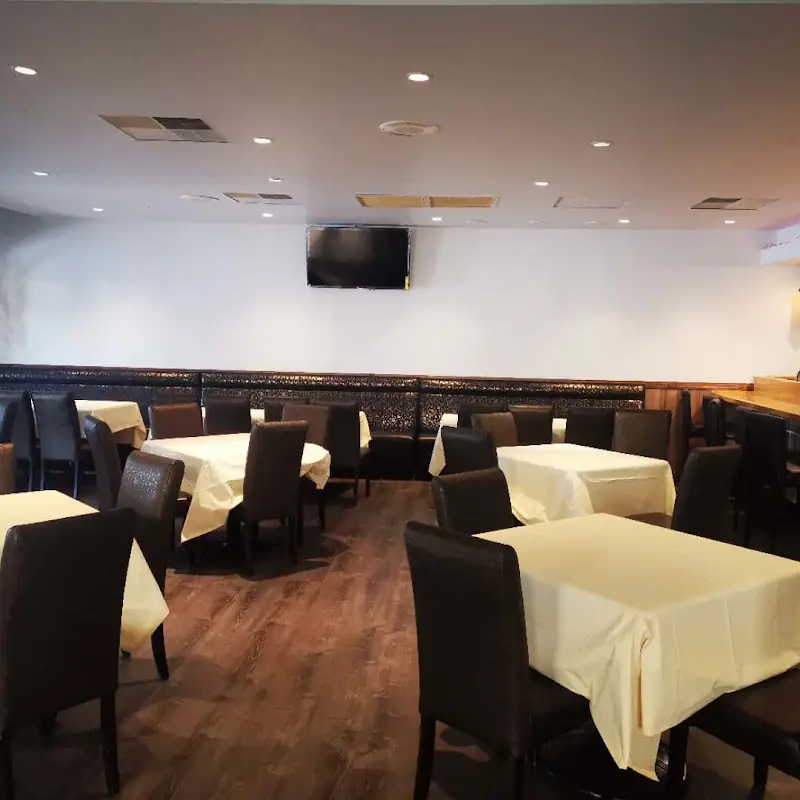 Chen's Asian Bistro
