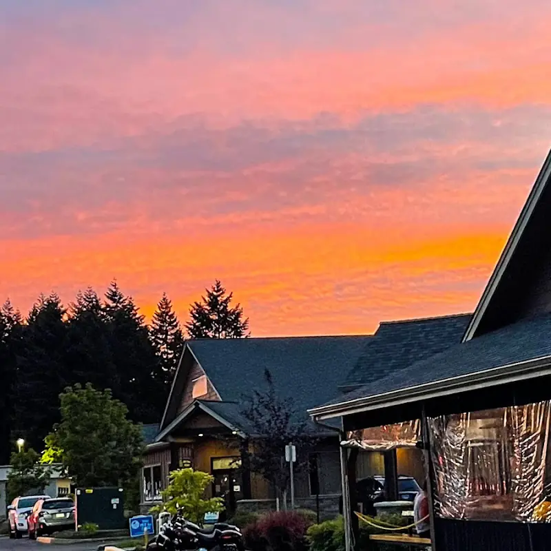 Southpaws Pizza and Sports Bar