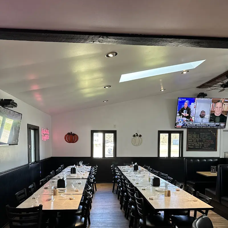 D.J.'s Flamingo Bar & Grill