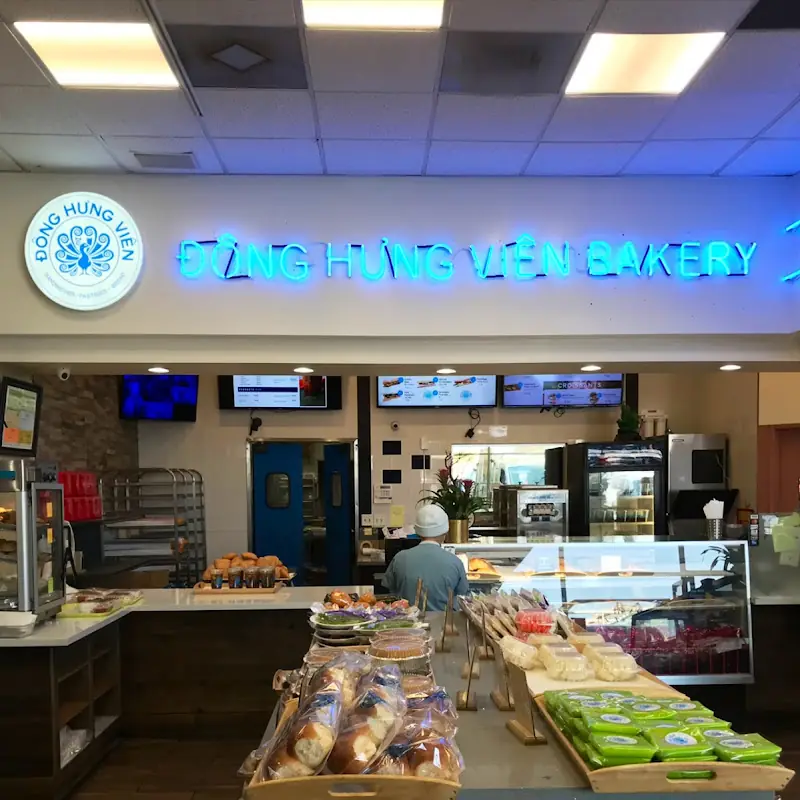 Đông Hưng Viên Bakery