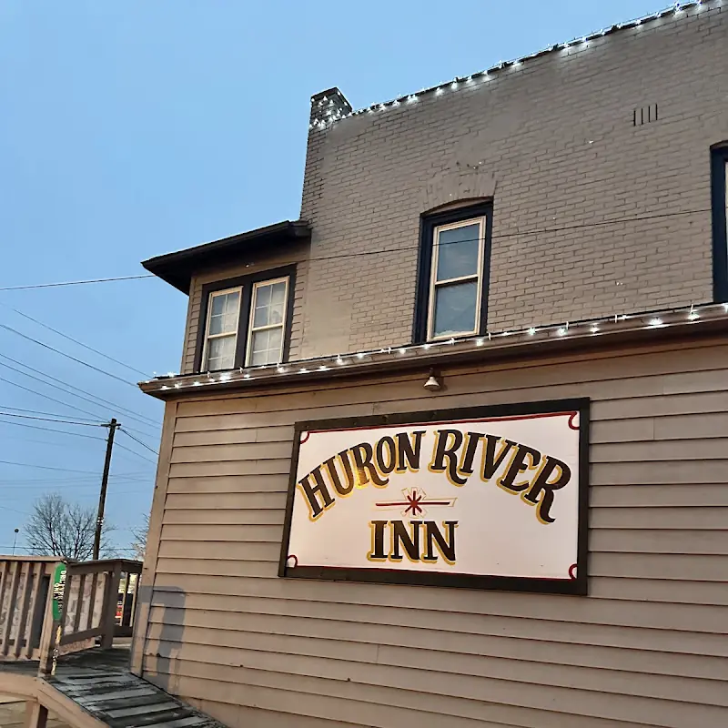 Huron River Inn BAR-b-q
