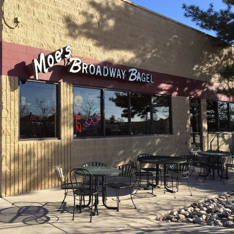 Moe's Broadway Bagel