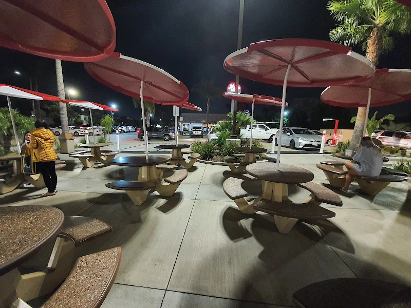 In-N-Out Burger