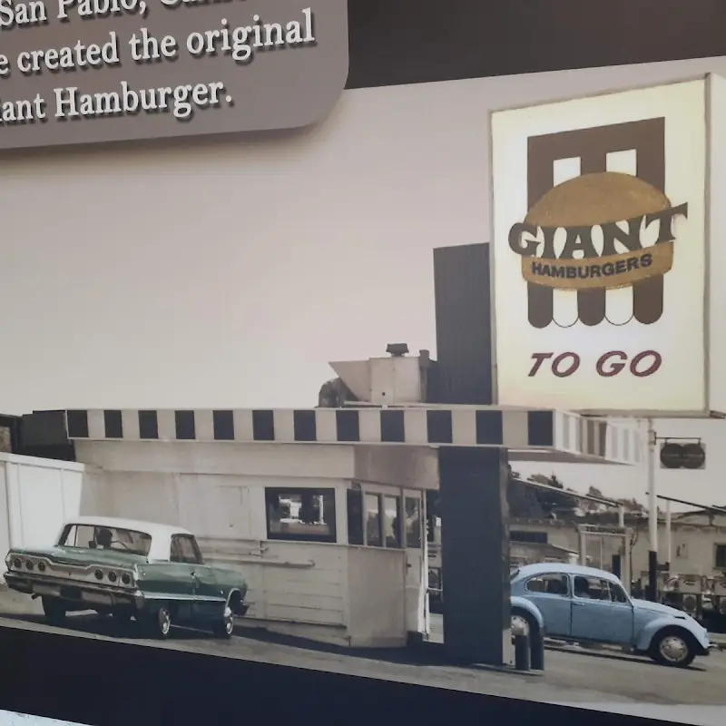 Nation's Giant Hamburgers & Great Pies