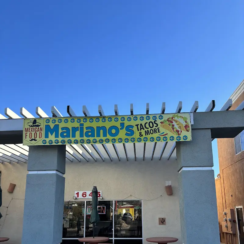 Mariano's Tacos and More