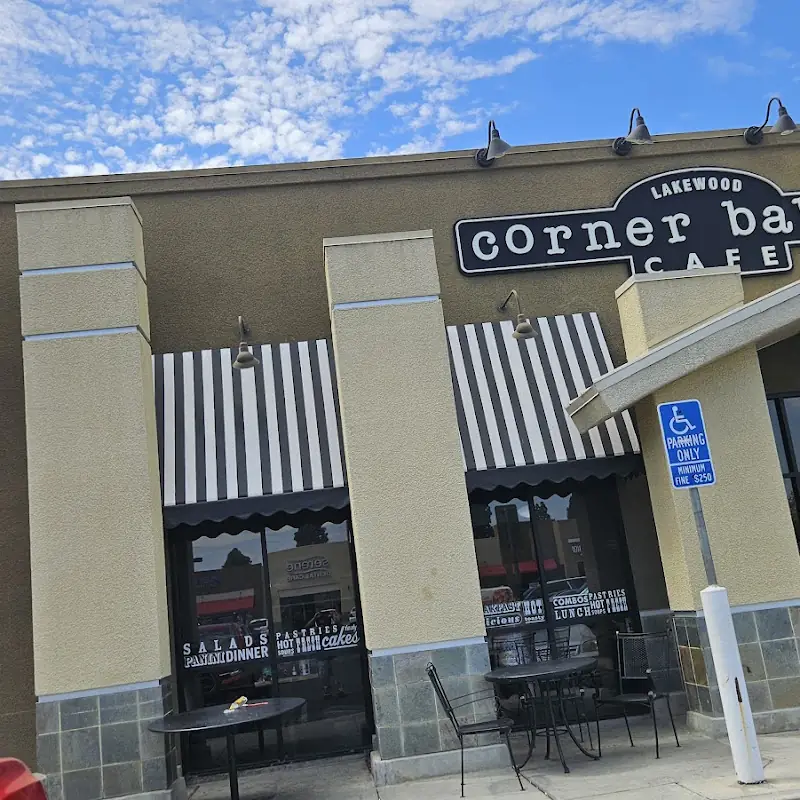 Corner Bakery Cafe