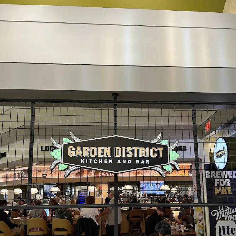 Garden District Kitchen and Bar