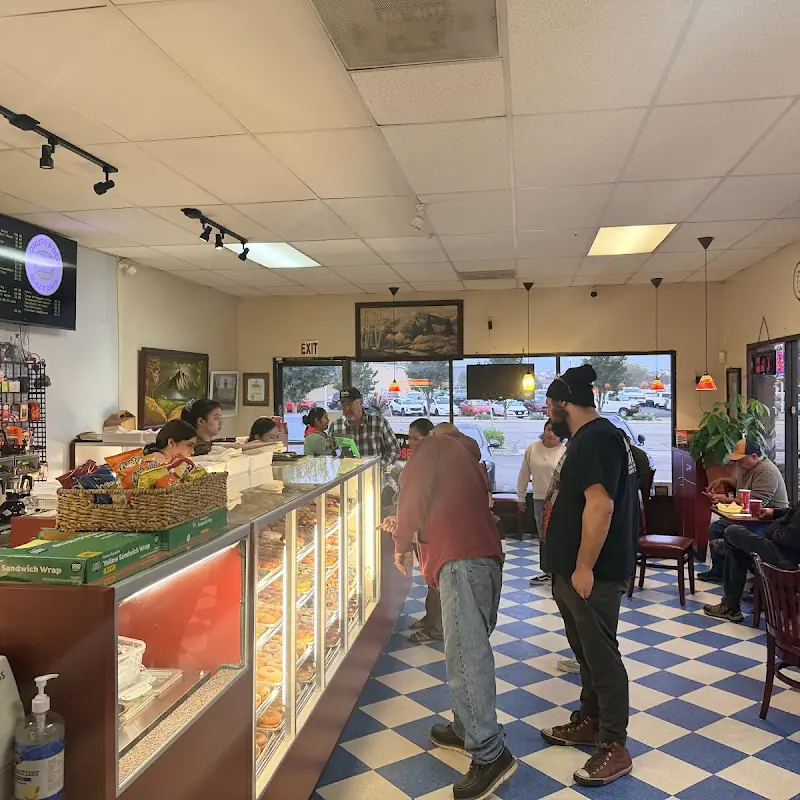 Donuts & Deli