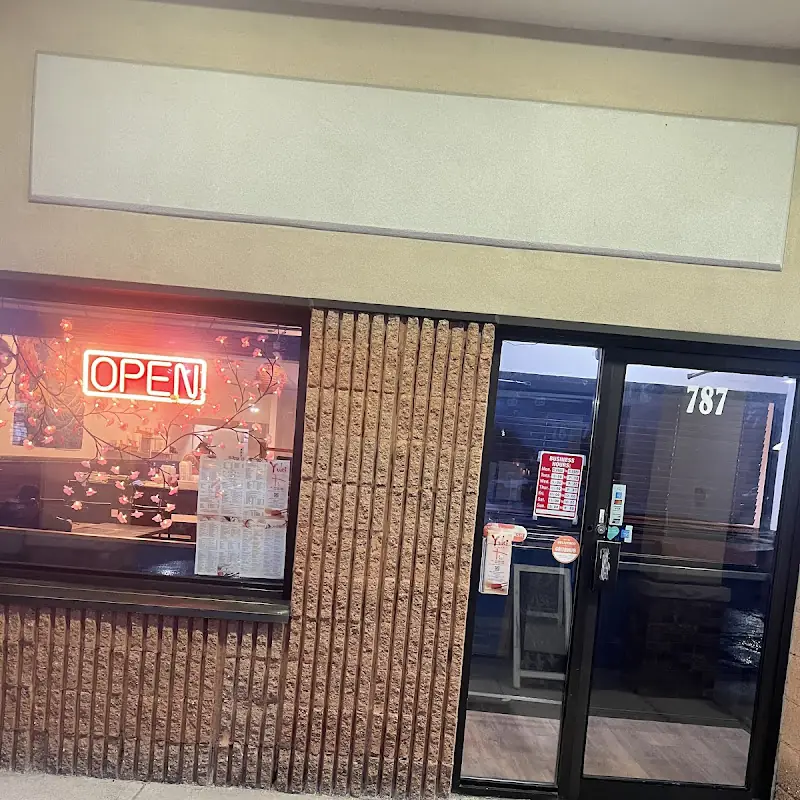 YUKI Sushi & Wok