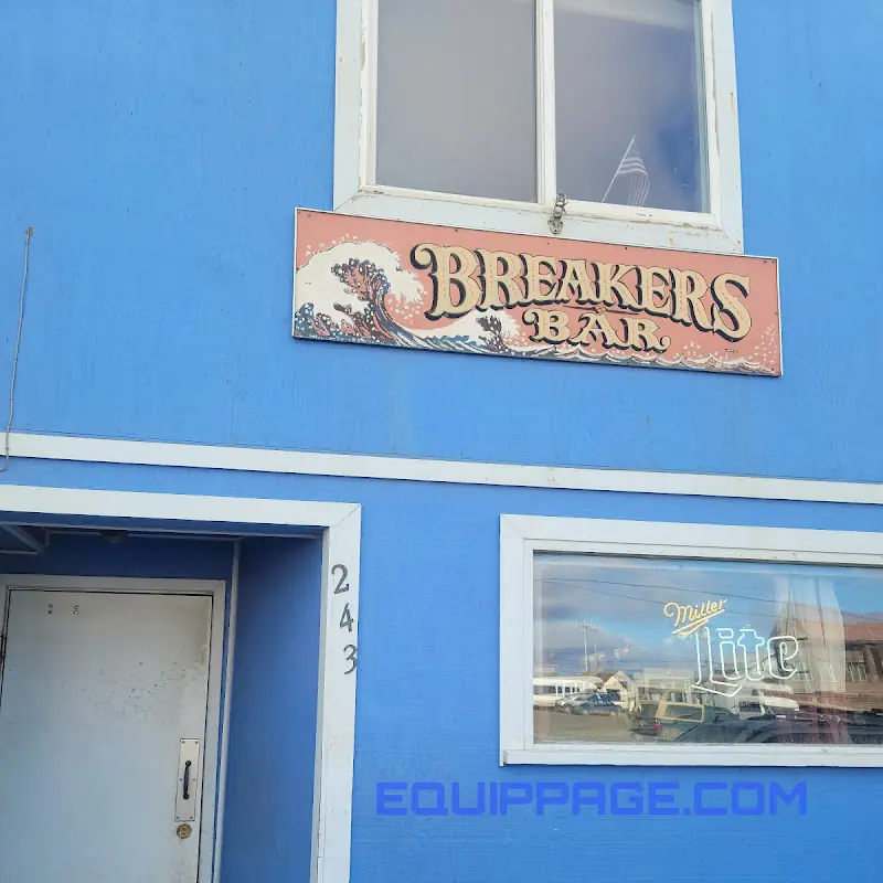 Breakers Bar