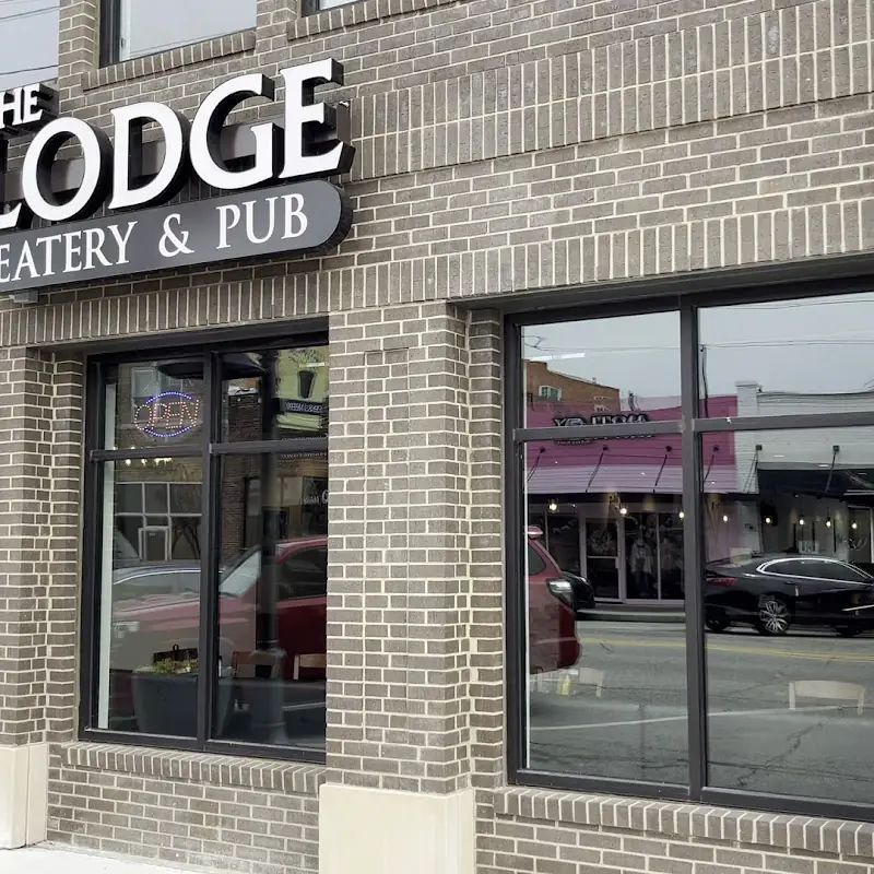 The LODGE Eatery and Pub - Jenks