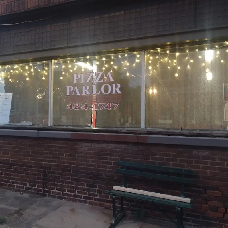 Pizza Parlor
