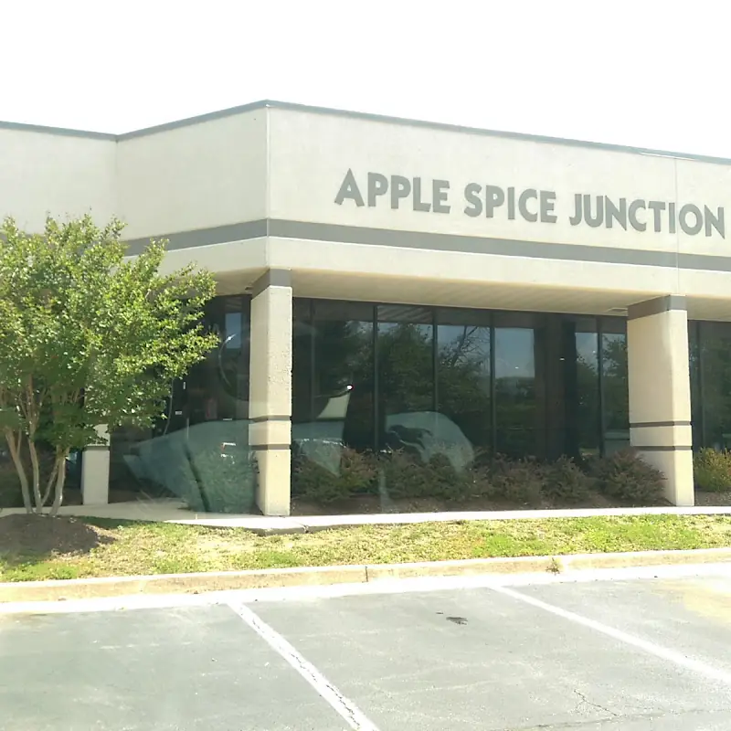 Apple Spice Box Lunch and Catering