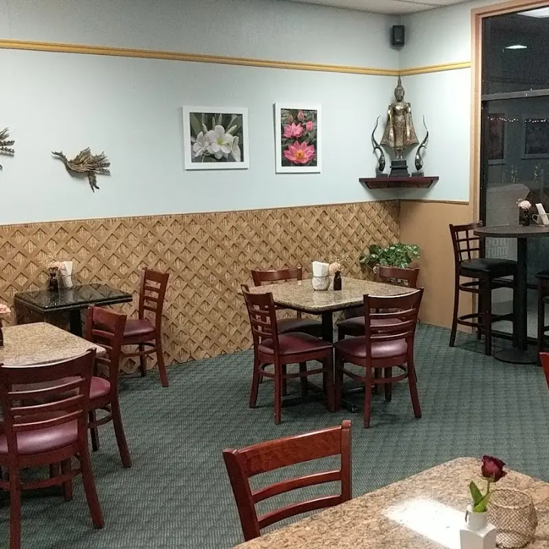 Moi's Thai Café
