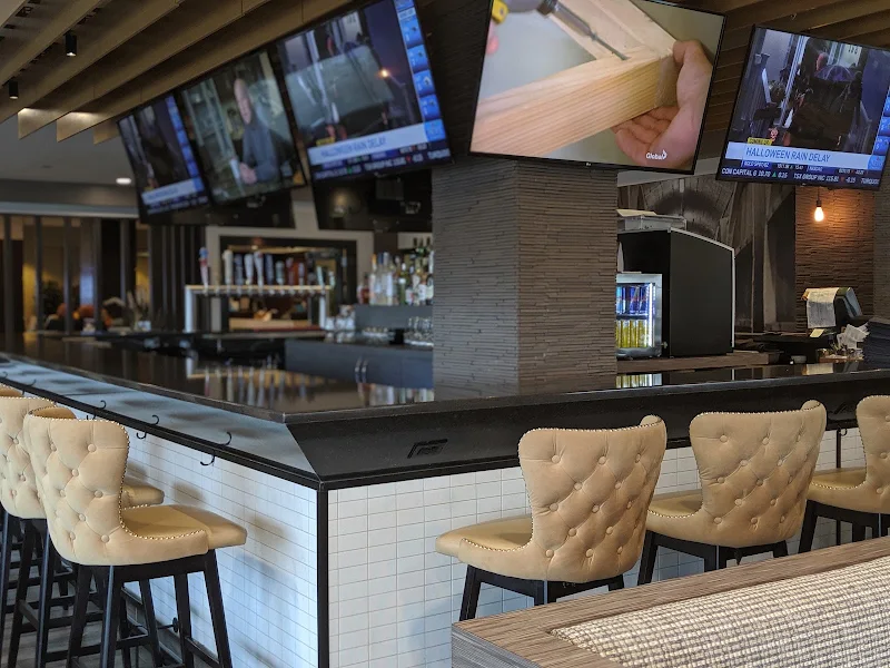The Oak & Grain | Winnipeg