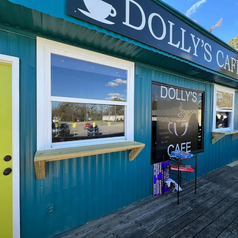 Dolly's Cafe