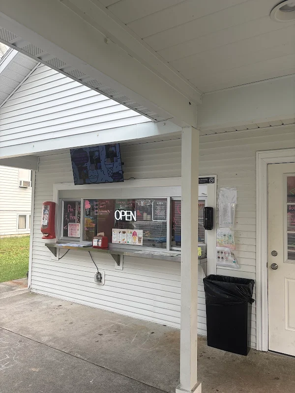 Sweet Shannon’s Scoops & BBQ