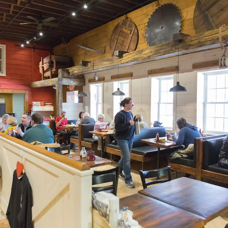 New Hope Mills Cafe & Store