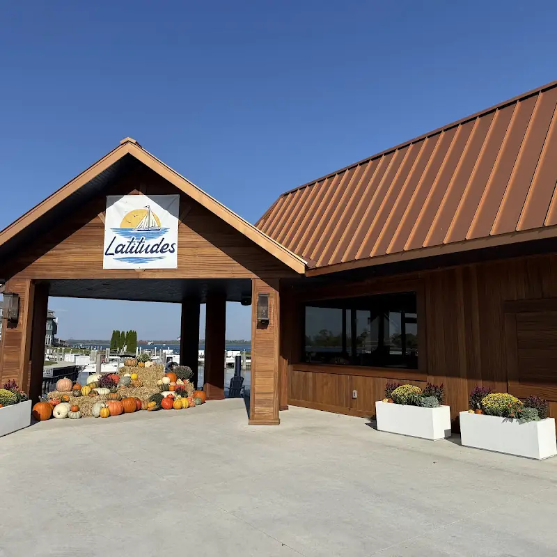 Latitudes Restaurant and Bar
