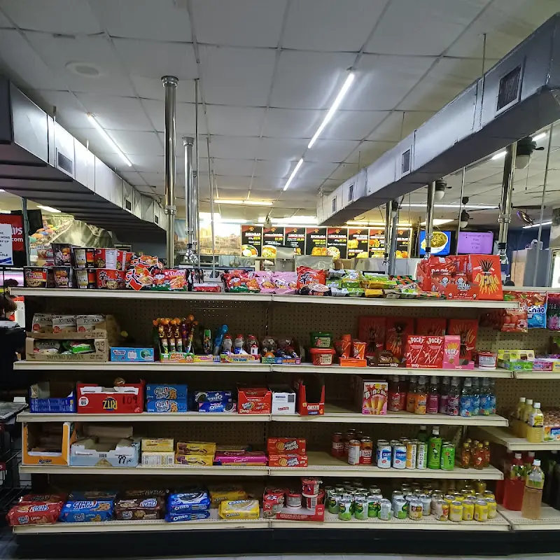 Chas Market and Kitchen