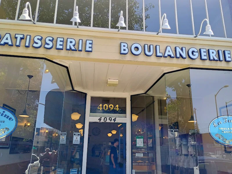 La Farine Bakery