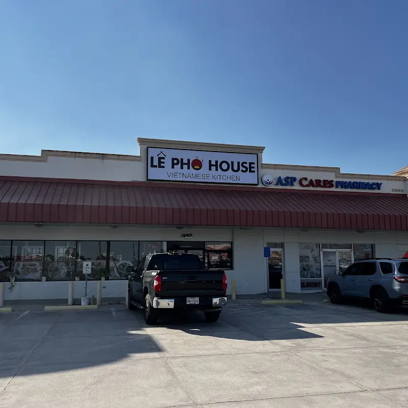 Lê Phở House
